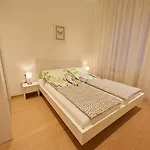 سيتي هول سراييفو